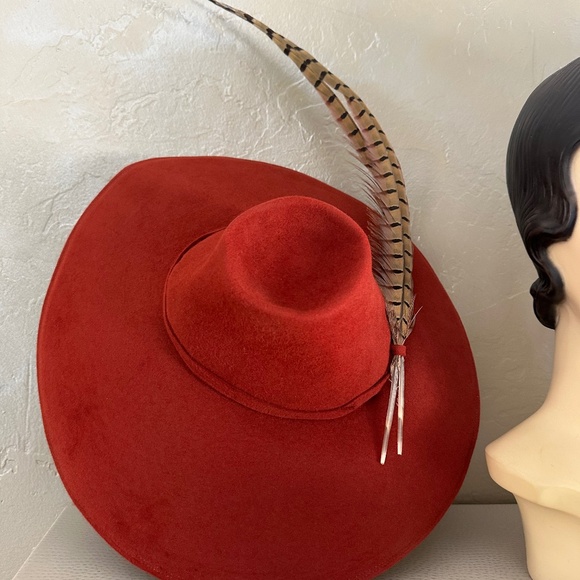 AMAZING 1940s' PUMPKIN COLOR FELT WIDE BRIM HAT WITH LARGE PHEASANT FEATHERS - Picture 10 of 12